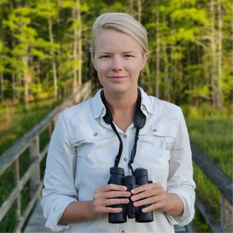 Tori Linder headshot